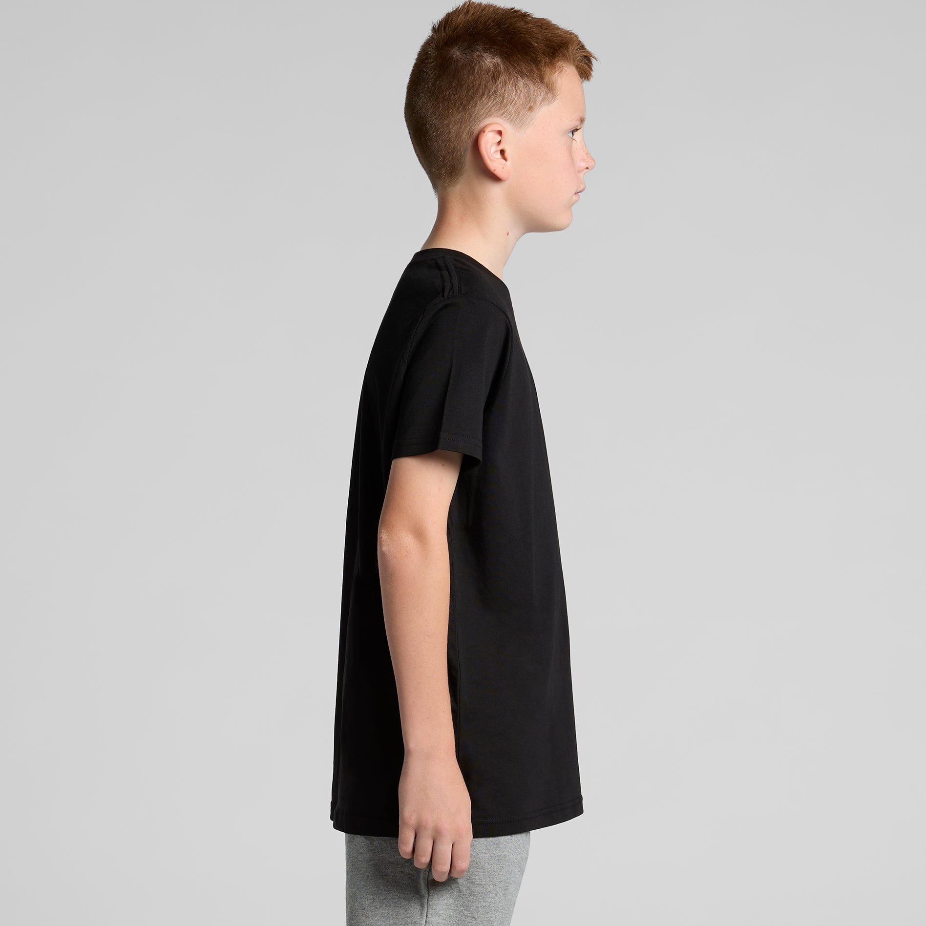 THE YOUTH STAPLE TEE