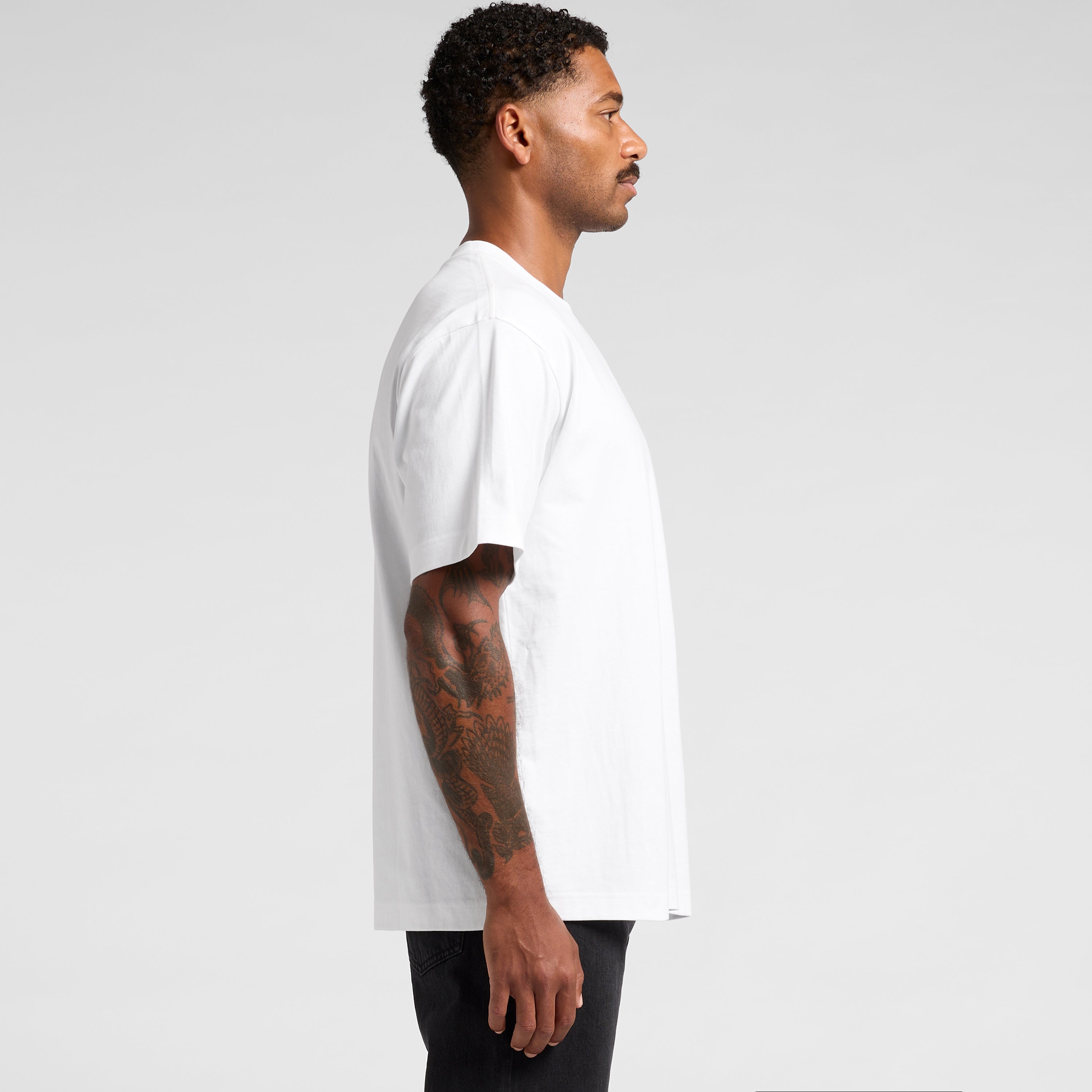 THE BOX TEE